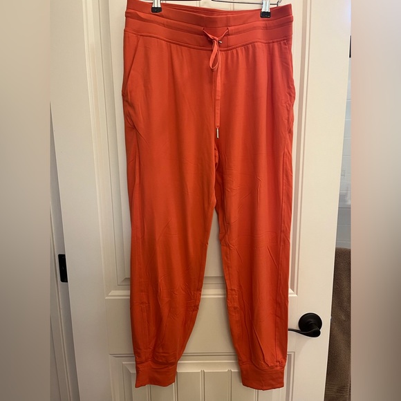 lululemon athletica Pants - Lululemon joggers